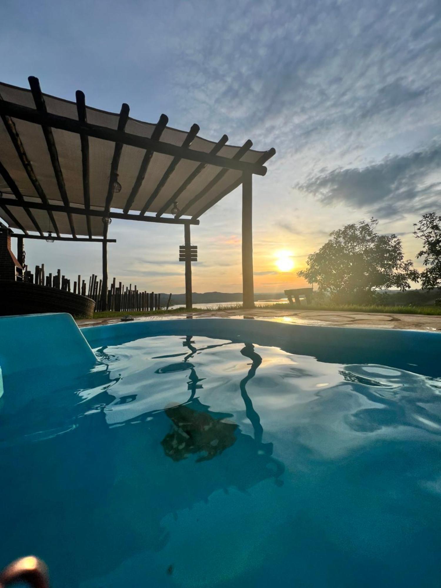 Alexania Chale Mirante, Piscina, Cachoeira, Lago E Vista Espetacular מראה חיצוני תמונה