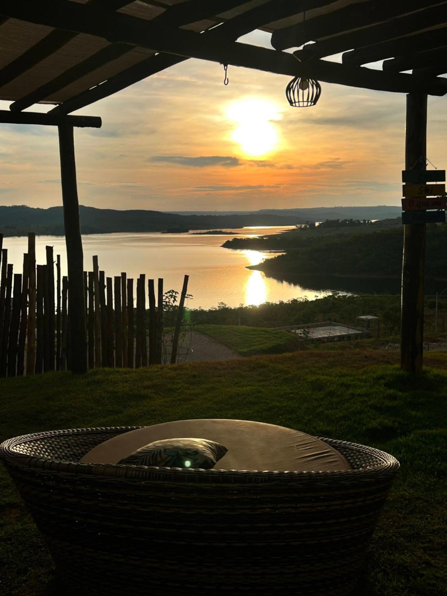 Alexania Chale Mirante, Piscina, Cachoeira, Lago E Vista Espetacular מראה חיצוני תמונה