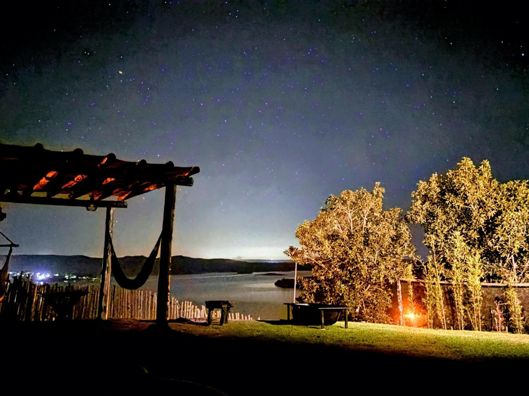 Alexania Chale Mirante, Piscina, Cachoeira, Lago E Vista Espetacular מראה חיצוני תמונה